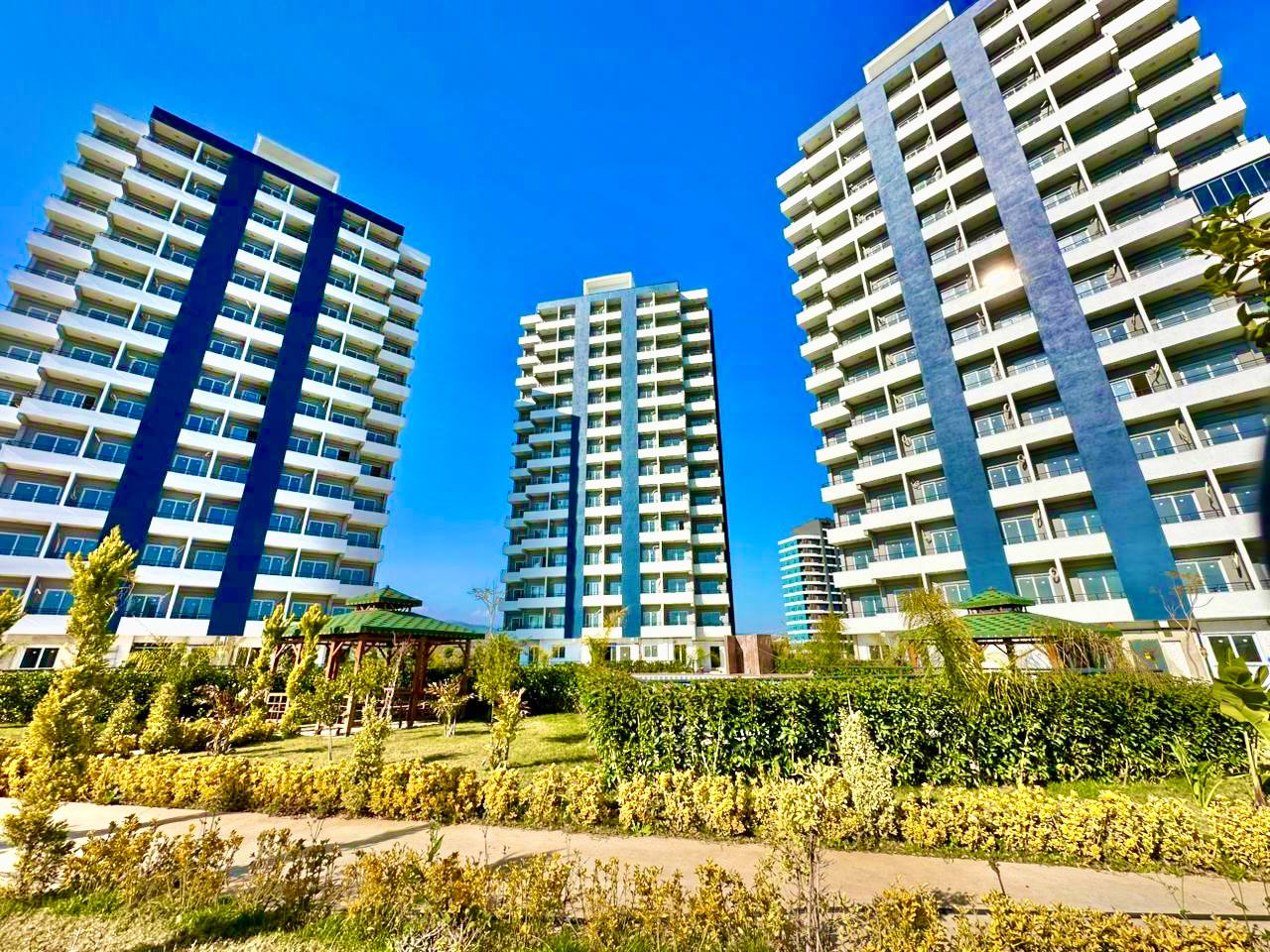 Panoramakomplex in Mersin, Tece. Wohnungen 1+1 - IBR0011