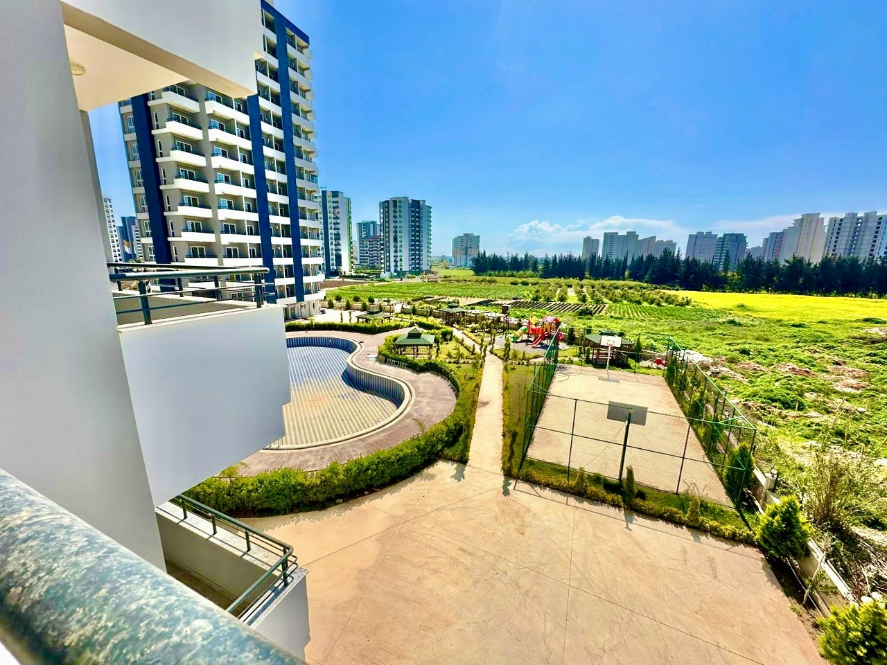 Тесе, Мерсиндегі теңіз көрінісі бар жаңа кешендегі 2+1 пәтер - IBR002119