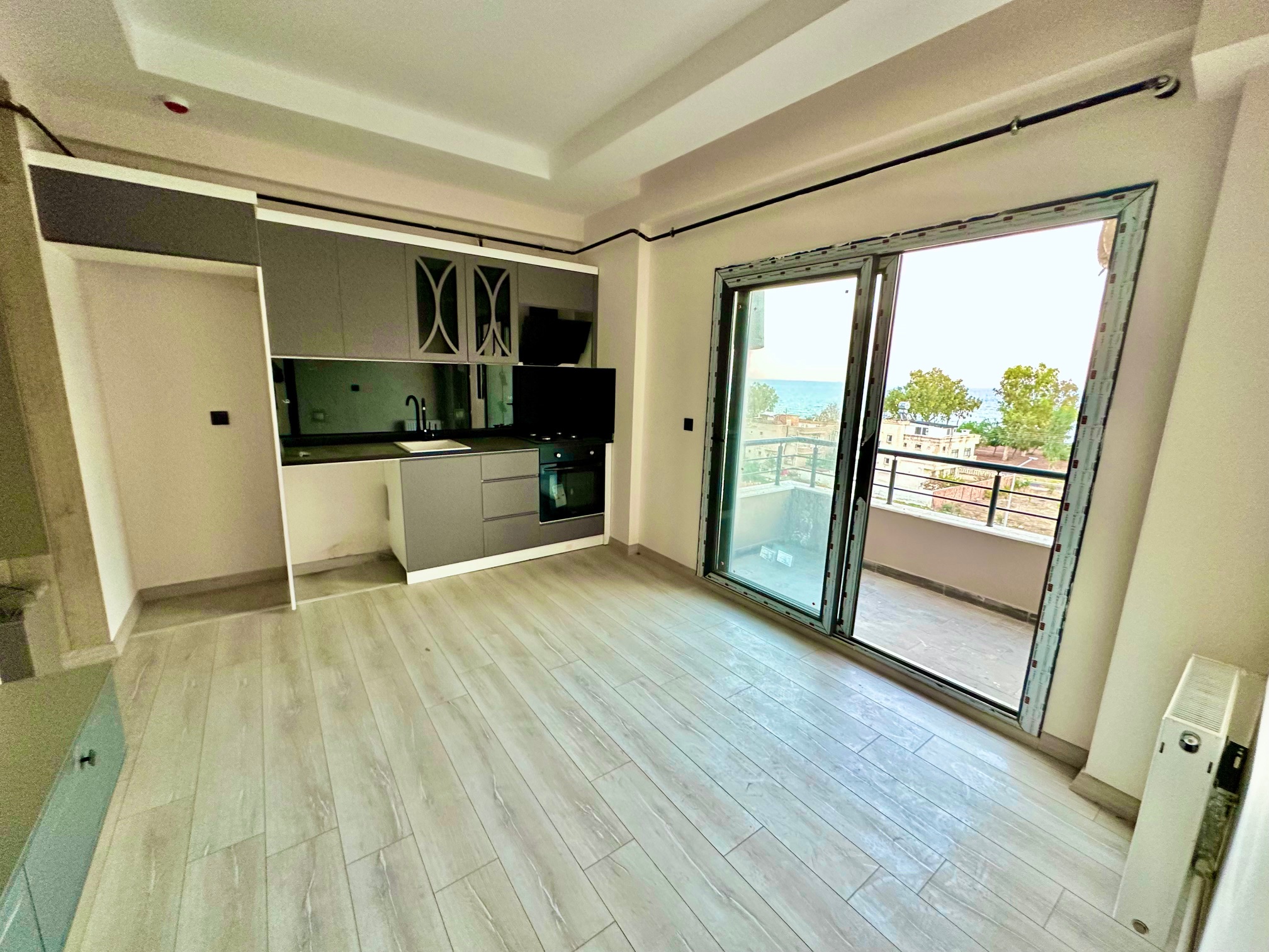 Apartment in Mersin on the first line, 1+1 in Tej - EA3572