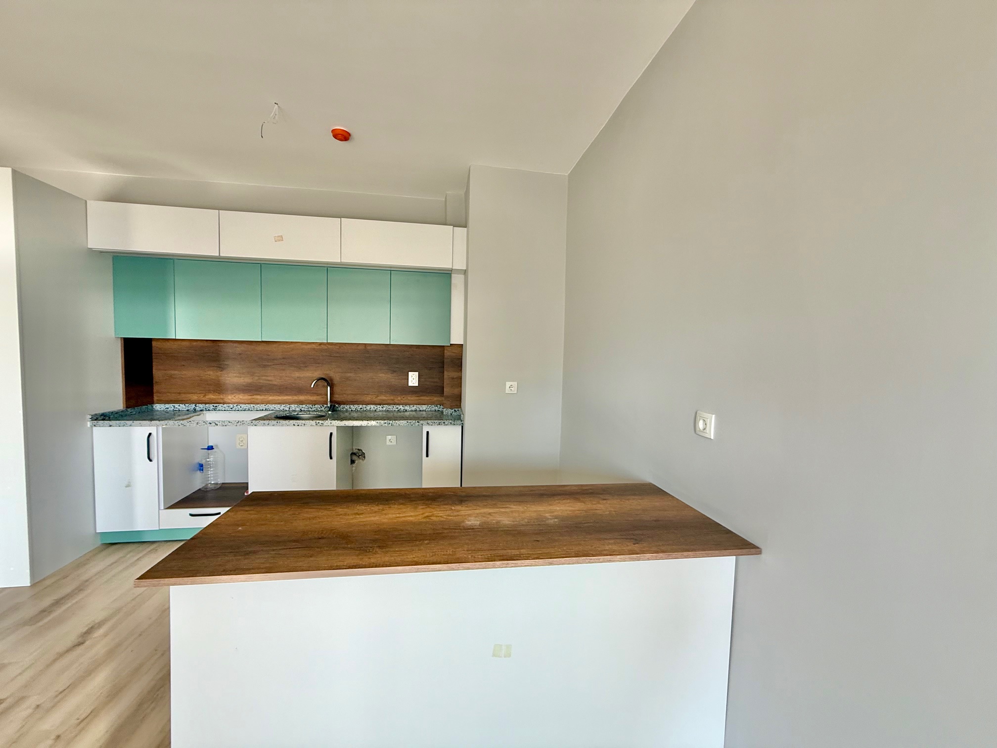 Apartment 1+1 in Mersin, Czechmeli - OZSMV11