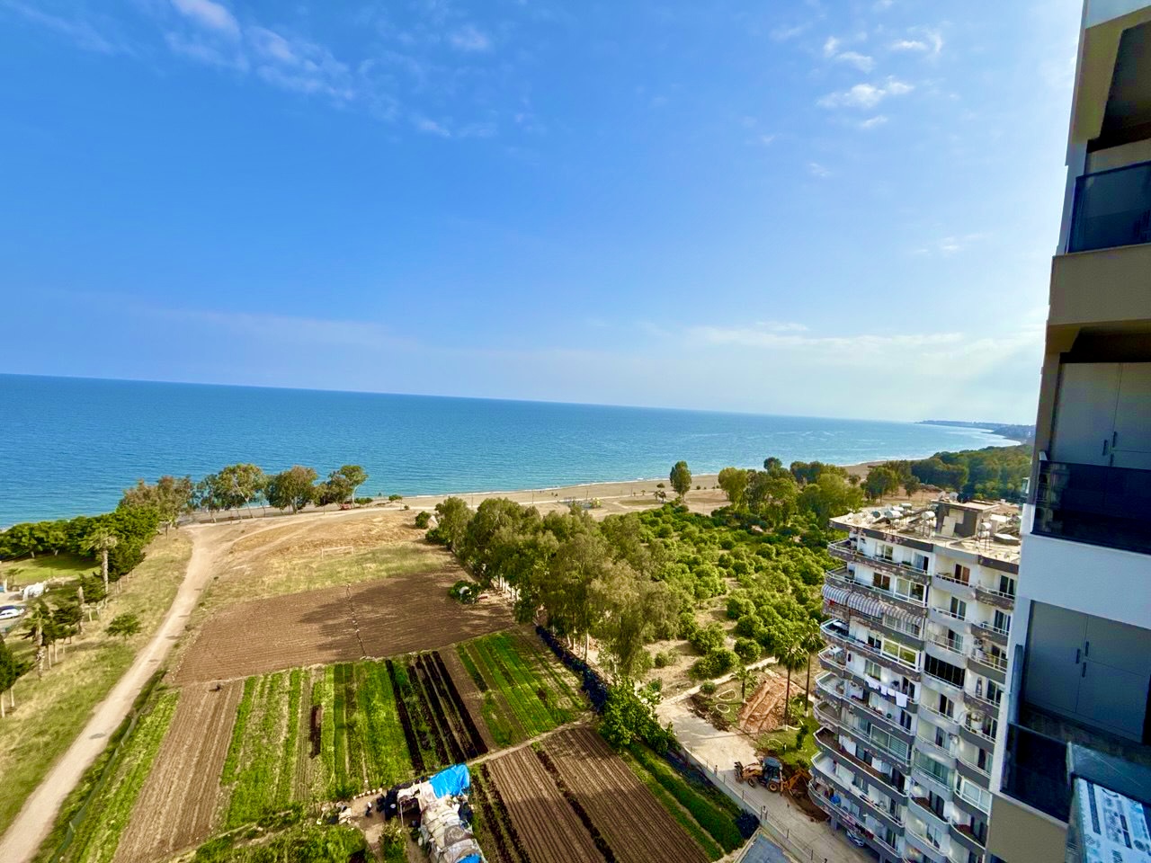 Premium class on the first line in Mersin, apartments 2+1 - Ft75180v