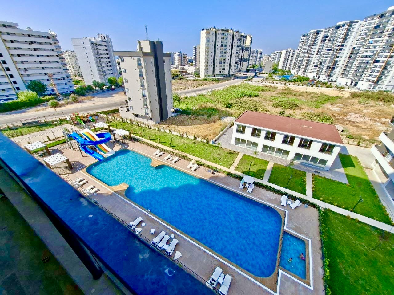Квартира 1+1 в Мерсине, Томюк - Mm400652