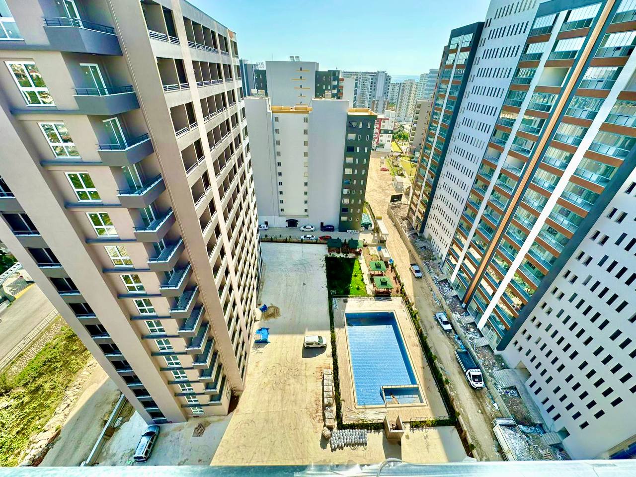 1+1-Apartment mit Meer- und Poolblick in Mersin, Arpaçbahşış - OX971179
