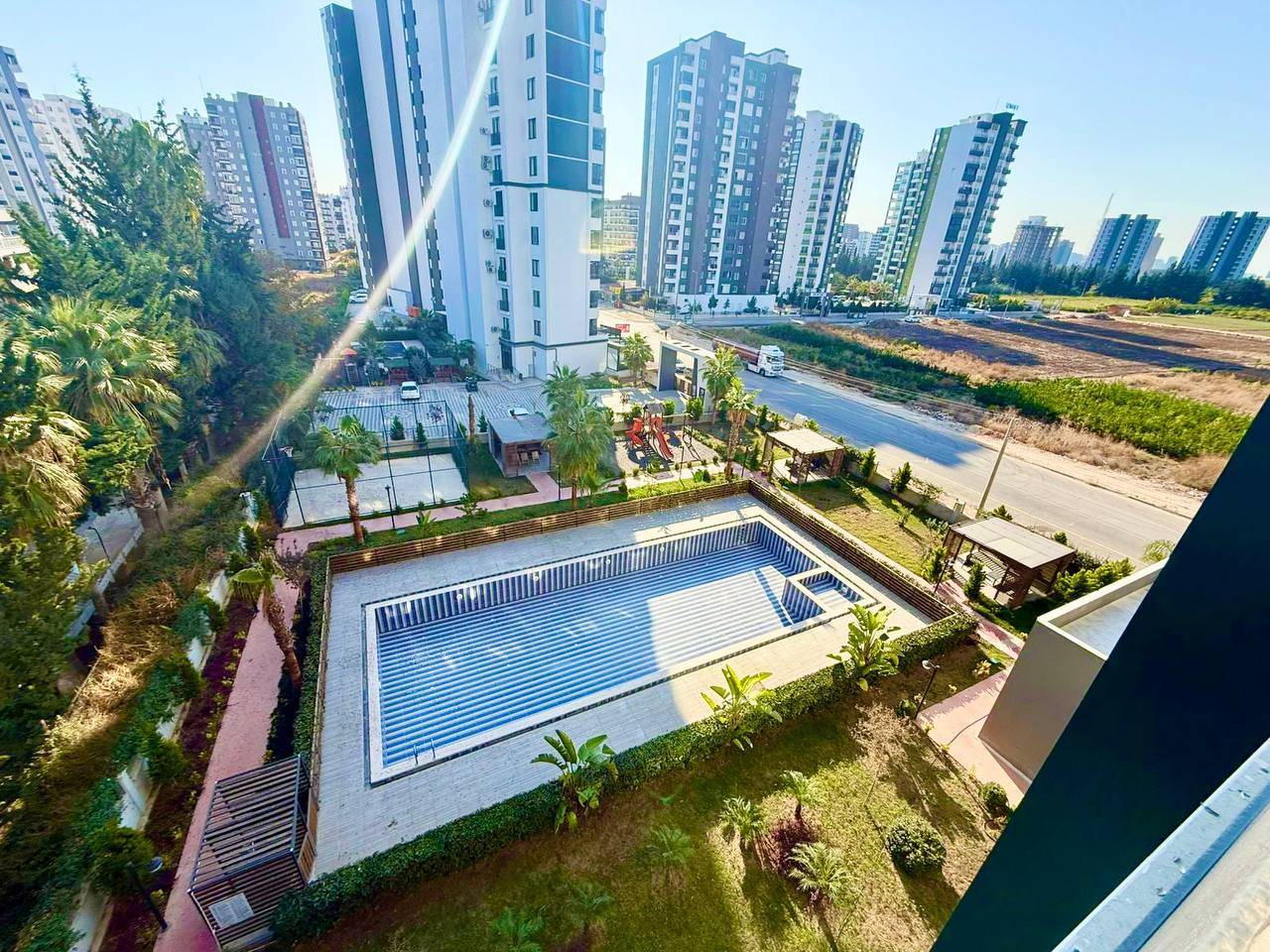 Decent 1+1 apartment in Tece, Mersin - As11414v