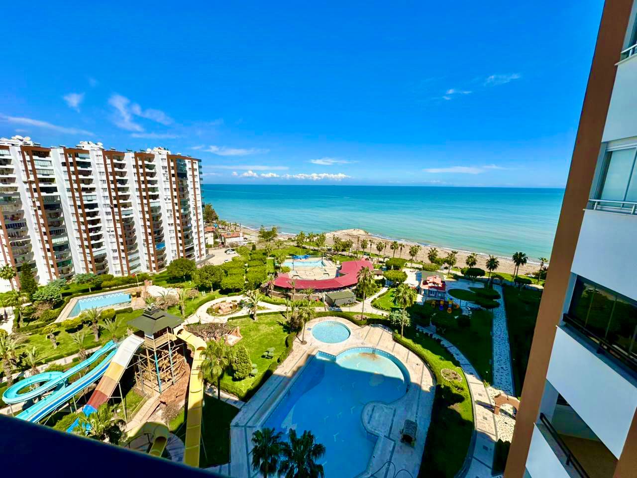 Велика квартира 3+1 на першій лінії в Мерсіні, Чешмелі - Sd10033w