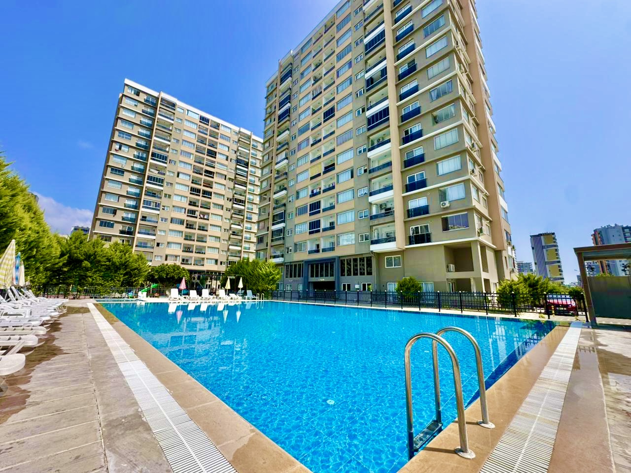 Квартира 2+1 с мебелью и техникой в Тедже, Мерсин - Lu7072221w