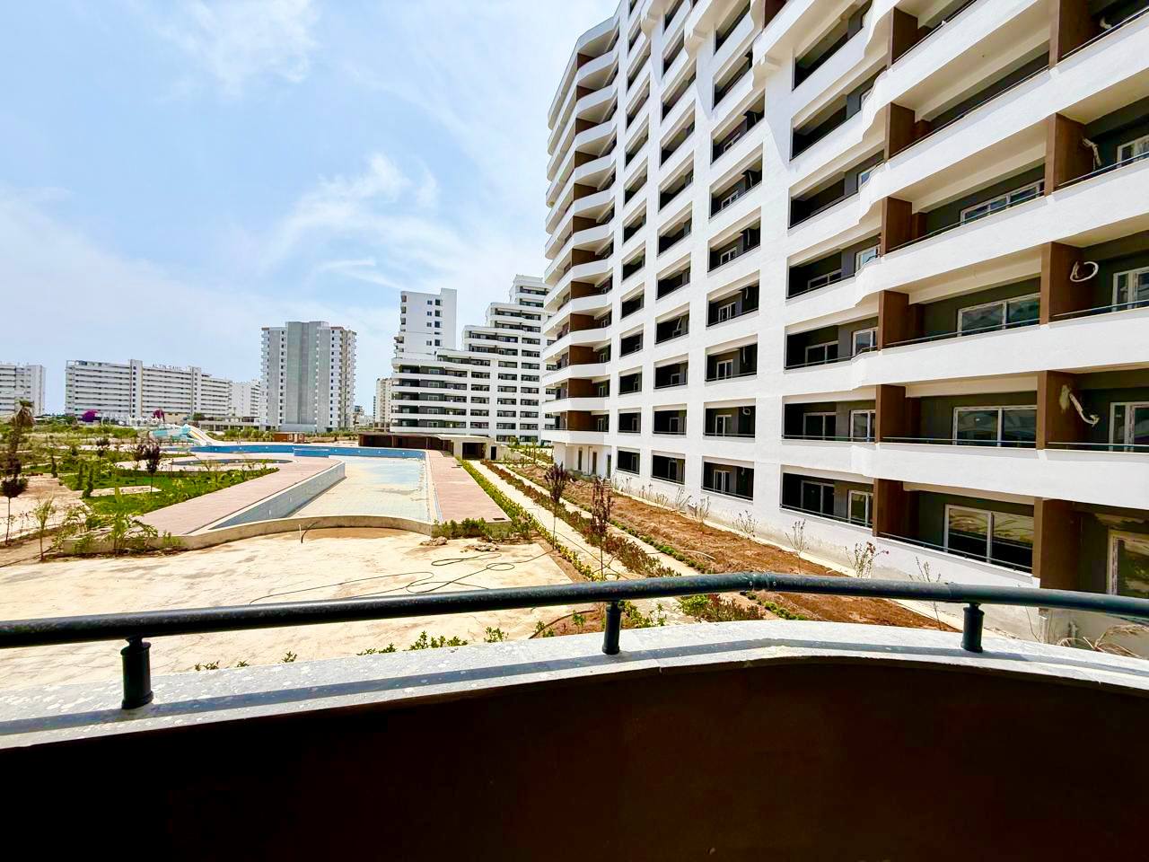 Лепшая цана на 2+1 ад інвестара, Тамюк, Мерсін - ms67021v