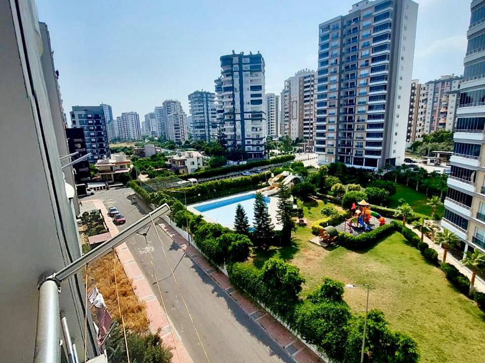 Apartment 3+1 for residence permit in Mersin, Mezitli - Ft75198v