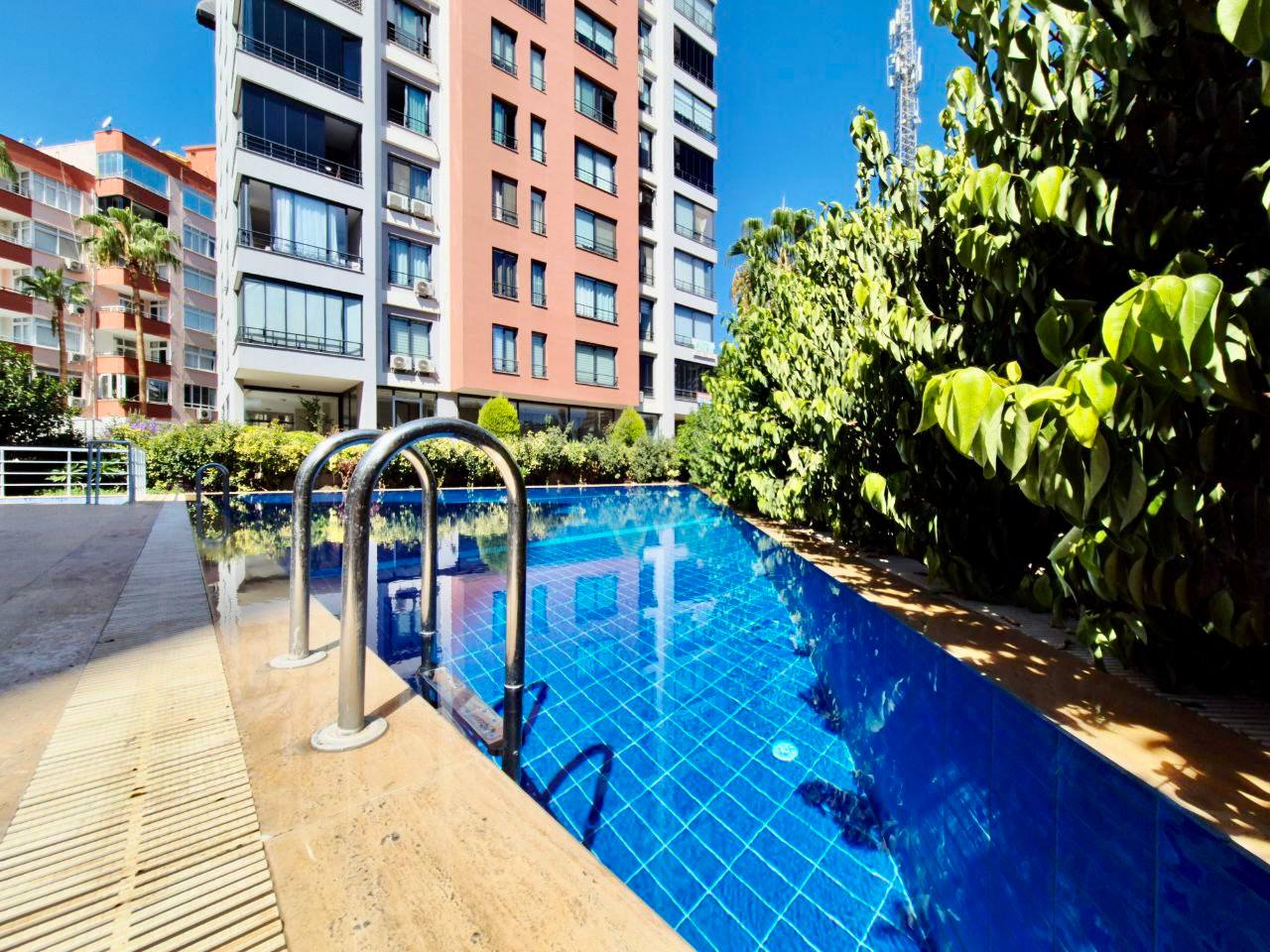 Apartment near the sea and the Soli shopping center 3+1 in Mezitli, Mersin - Ft31113v