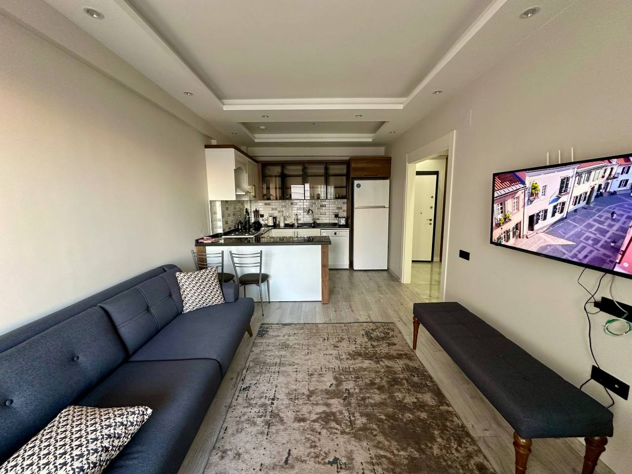 Квартира 2+1 с мебелью в Томюке, Мерсин - AS21915v