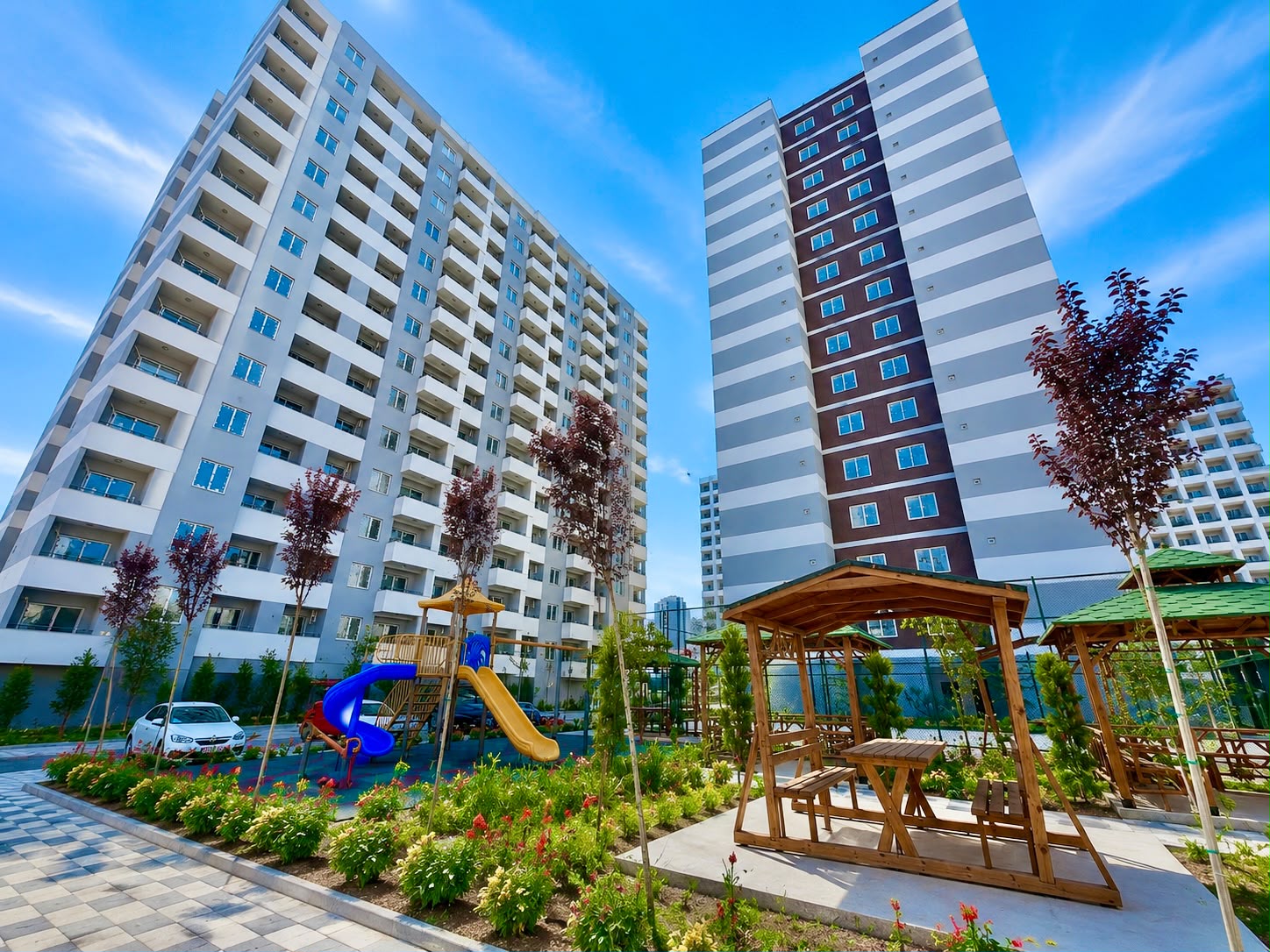 2+1 apartments for sale with Turkish residence permits in Cesmeli, Mersin - EROP21
