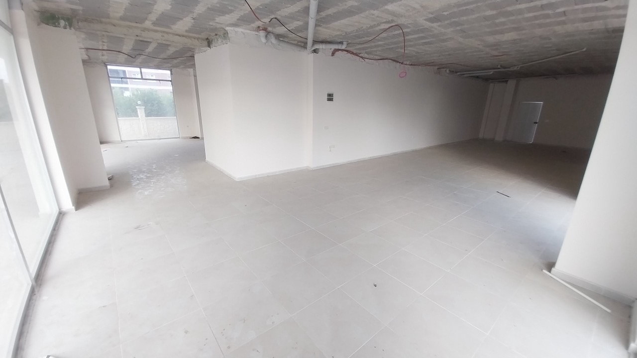 Commercial space in Erdemli - MERCOMAL