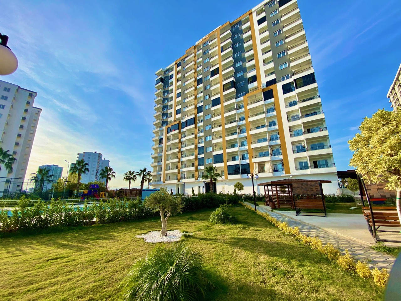 Мерсиндегі жаңа пәтер, Томюк, теңіз көрінісі бар 2+1 - LV11128