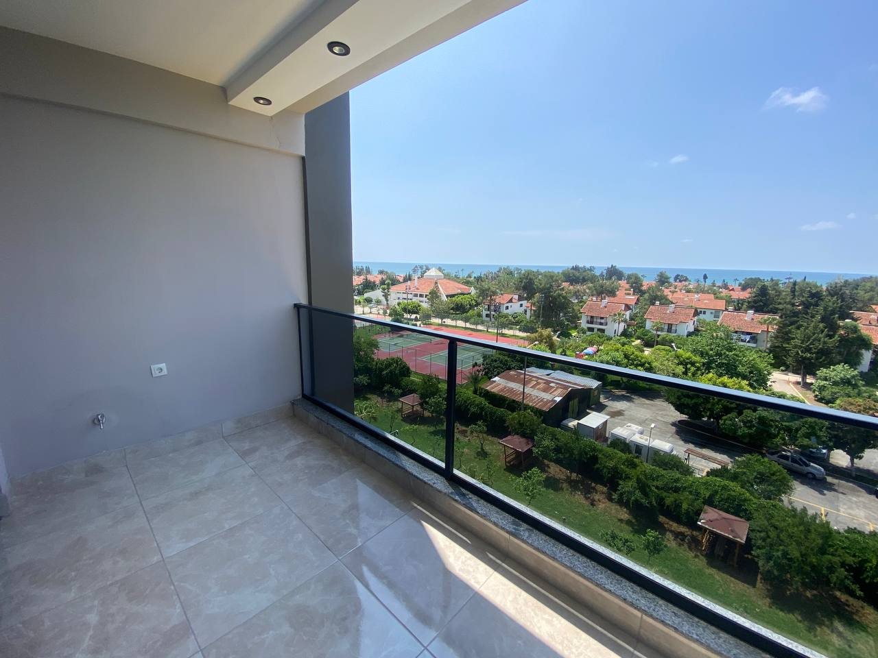 Квартира 1+1 с техникой и видом на море, Мерсин, Каргыпынары  - ALAKA11