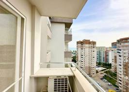 Lu1005421w15_original