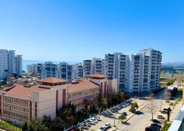 Arpaçbahşış ist ein Strandviertel in Mersin in der Nähe des Meeres. Foto 20