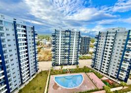 Arpaçbakhşış ist ein Strandviertel in Mersin in Meeresnähe. Foto 24