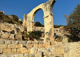 Ayaş, Mersin'in turistik bir bölgesidir ve çeşitli turistik mekanlara sahiptir – fotoğraf 81