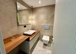 Новый комплекс квартир 1+1 у моря в Мерсине, Чешмели - Bs350011 &mdash; фото 29