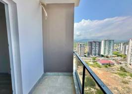 Новая квартира 1+1 в комплексе рядом с морем в Тедже, Мерсин - Aa505311 &mdash; фото 49