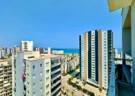 Новая квартира 1+1 в комплексе рядом с морем в Тедже, Мерсин - Aa505311 &mdash; фото 36