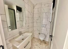 Новая квартира 1+1 в комплексе рядом с морем в Тедже, Мерсин - Aa511154 &mdash; фото 44
