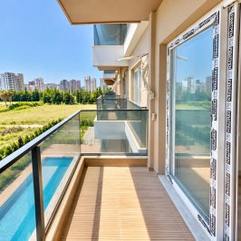 Квартира 1+1 в новом доме рядом у моря в Мерсине, Тедже - Aa4204901 &mdash; фото 41