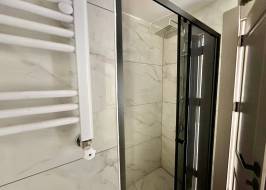 1+1 apartment with sea and pool views in Tece , Mersin - Ibr401365 - photo 42