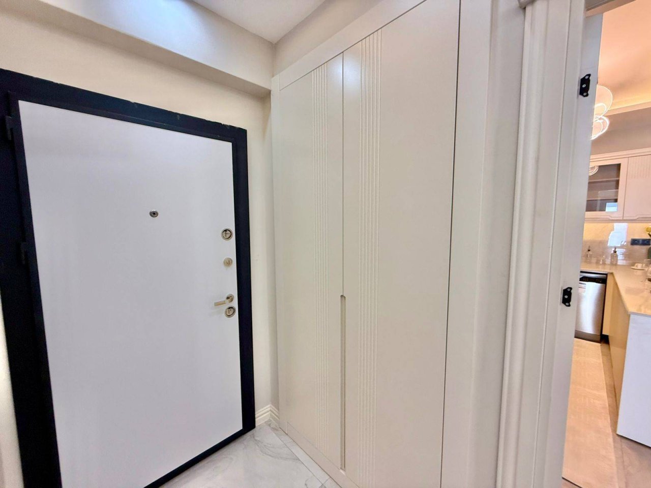 Mieszkanie 3 pokoi 110 m² Mezitli, Turcja