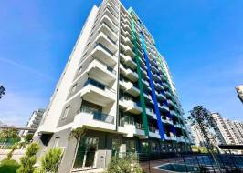 EAZU11100_original_copy_1