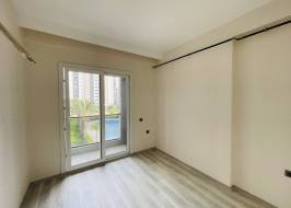 photo_5283159930334993117_y_original