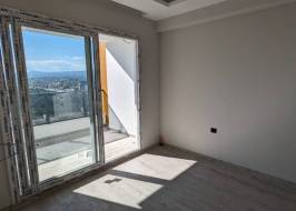 21f6df0c-b802-4976-9c75-259a61388d90_original