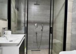 f395e170-2033-4e3f-bf86-6540c35a8488_original