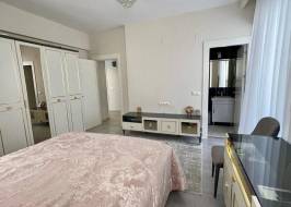 1a86d6c9-d857-4954-b53b-8566491e9eb0_original