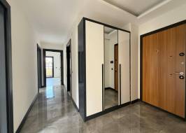 10d8c660-8e93-44d9-9c3e-f1146f7f396c_original