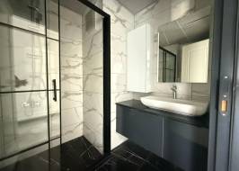 cc56859c-1ecf-4e30-a615-d4f5bdf3893e_original