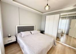 Lu187350zv8_original