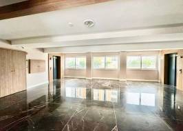 Lu7072221w20_original