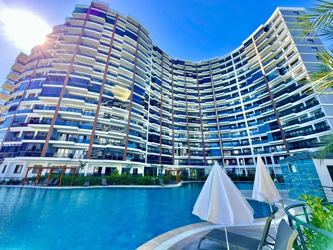1+1 apartments in a premium complex, Tomuk, Mersin - LV779911