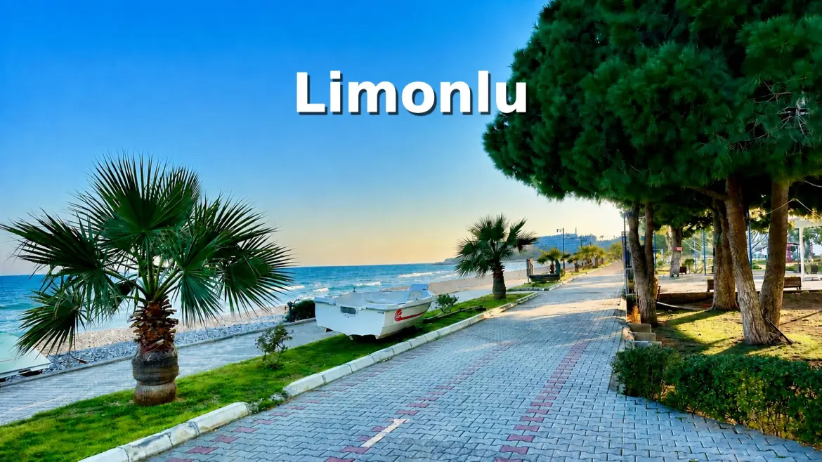 Лимонлу — курортный район Мерсина у моря