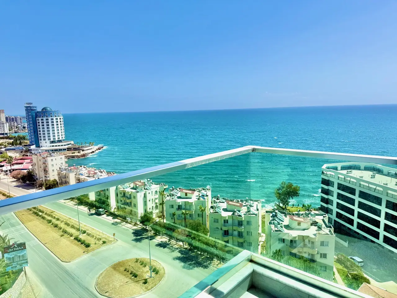 Квартира 2+1 с мебелью на первой береговой линии Аяш, Мерсин - Ft75164v