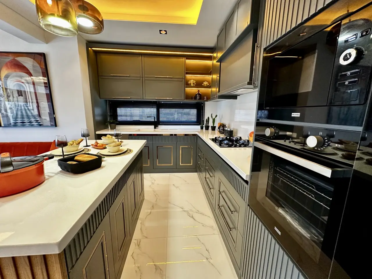 Luxuriöser Apartmentkomplex 4+1 in Mezitli, Mersin - MABL41