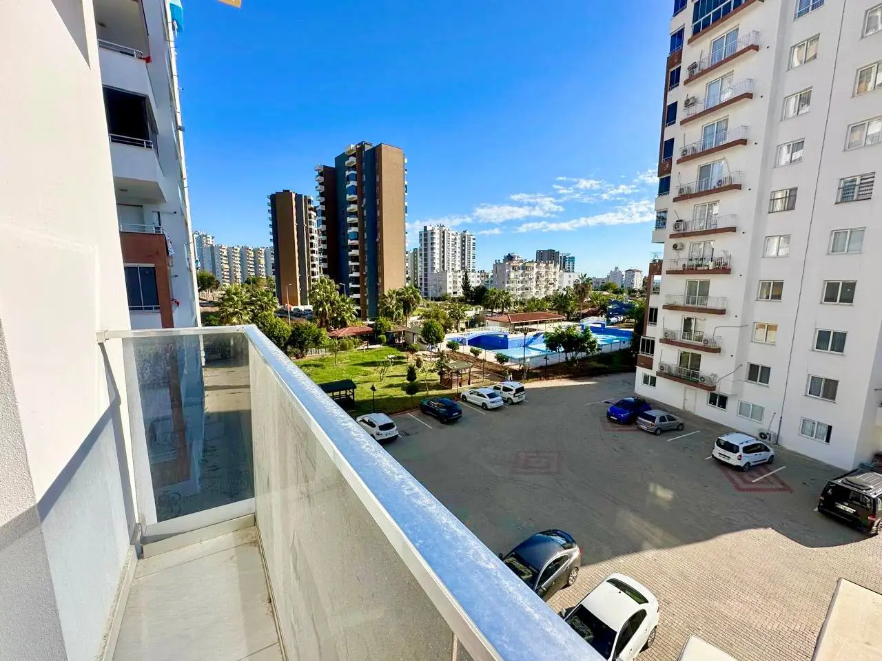 Большая квартира 1+1 с мебелью в Тедже, Мерсин - Lu41123v