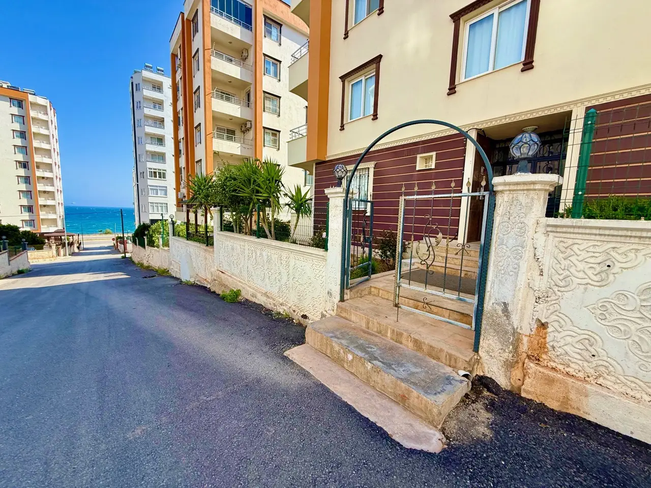 Квартира 1+1 на нулевом этаже Аяш, Мерсин - HOR6110