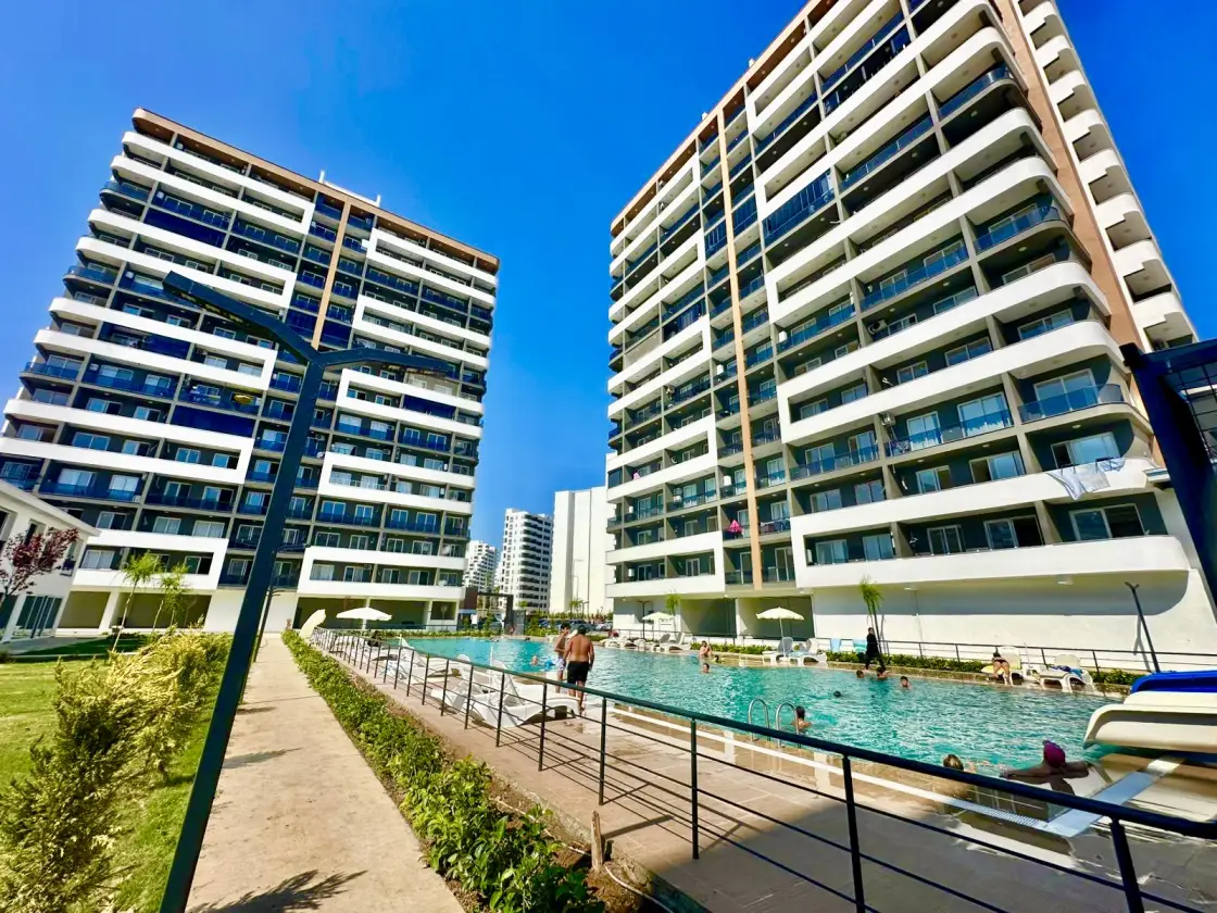Квартира 1+1 в новом комплексе в Томюке, Мерсин - DEL11076