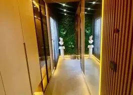 photo_5384343071996631588_y_original