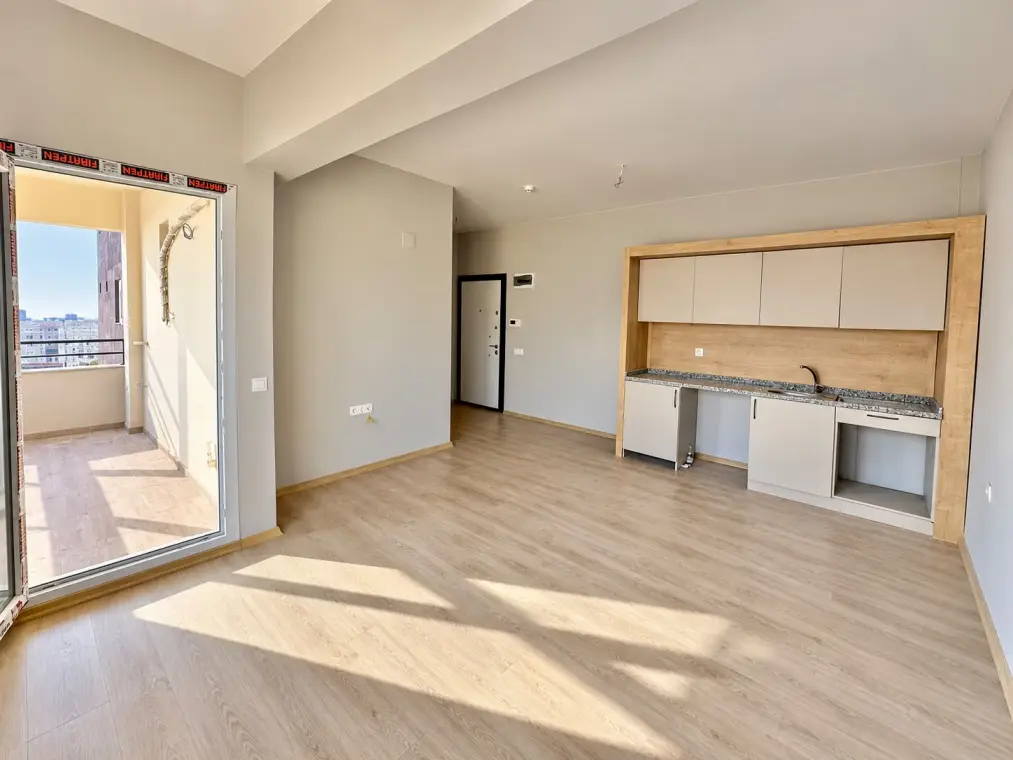 Spacious studio apartment near the sea in Kocahasanli, Mersin - Oz0108133
