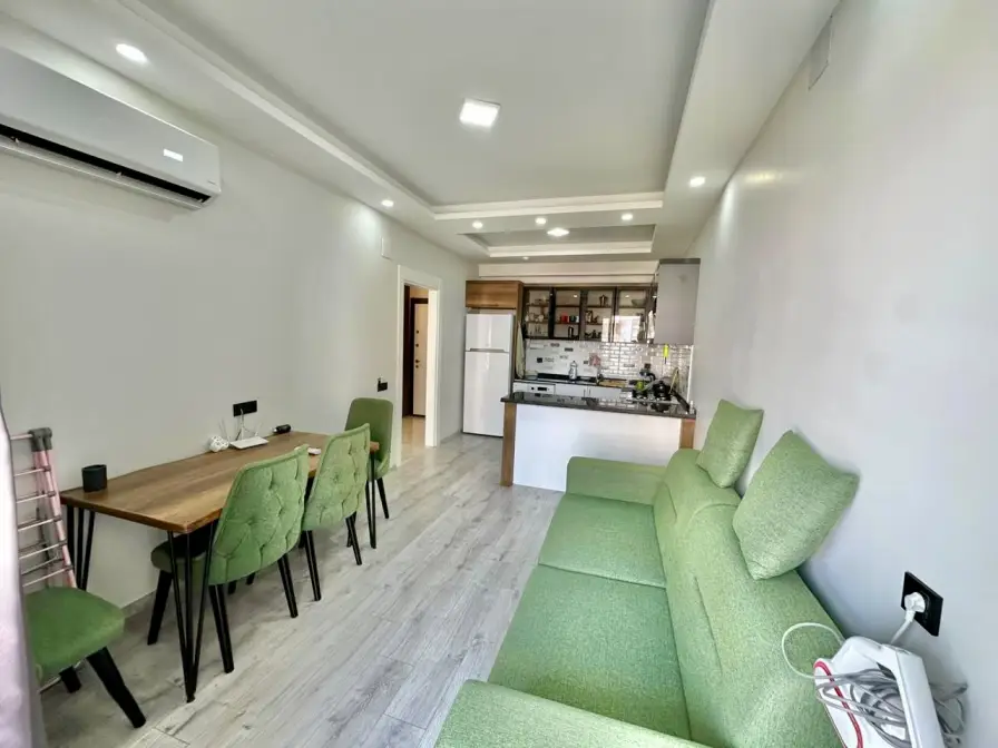 Квартира 1+1 с мебелью и техникой в Томюке, Мерсин - Aa550213