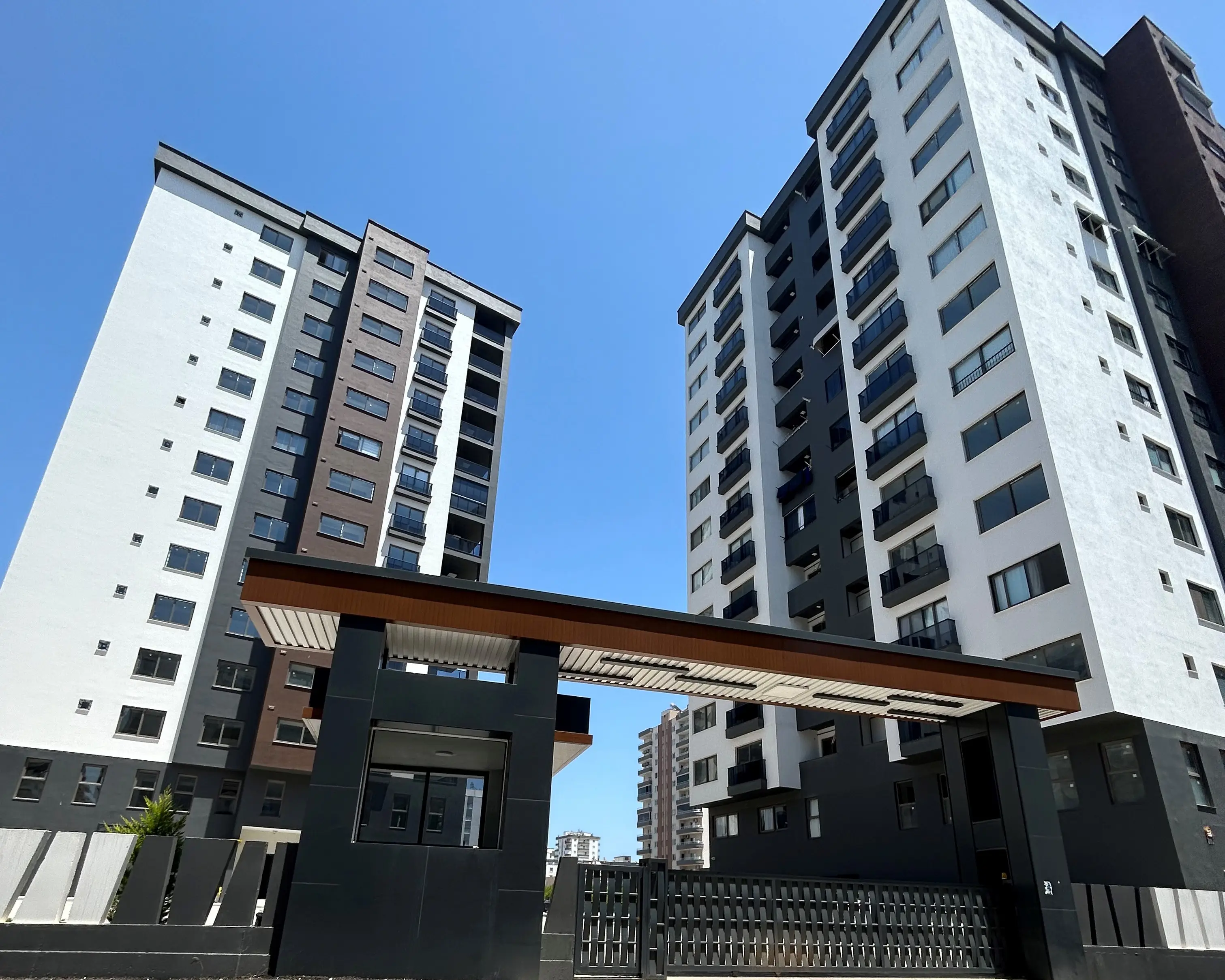 New 5+1 apartment complex in Mersin, Erdemli - KKO0951