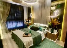 photo_5384343071996631584_y_original